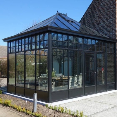 Wasserdichtes Aluminiumrahmen Glashaus Vorgefertigtes Gewächshaus mit individuellen Größenmerkmalen