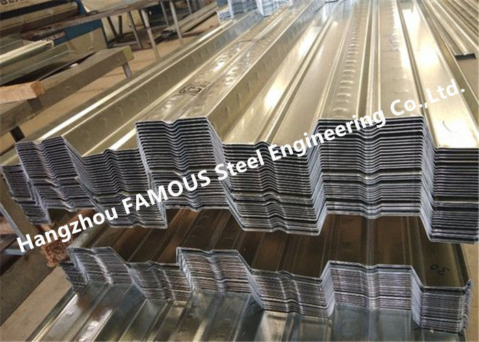 1-3mm runzelte silbernen galvanisierten Decking Boden ISO 3834 Metall